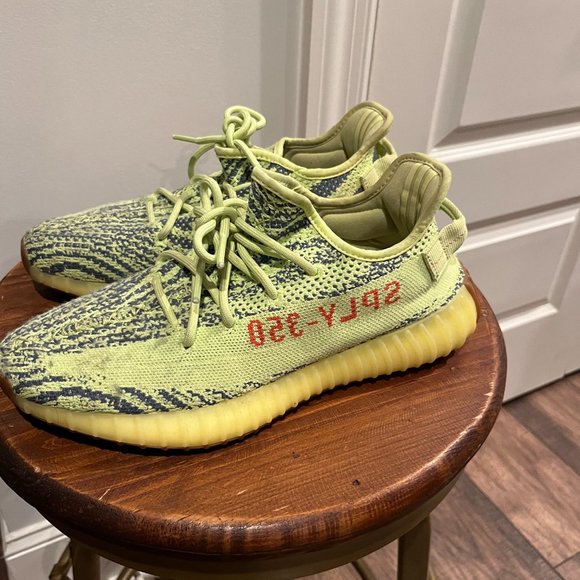 adidas Yeezy Boost 350 V2 Semi Frozen Yellow - Picture 4 of 4